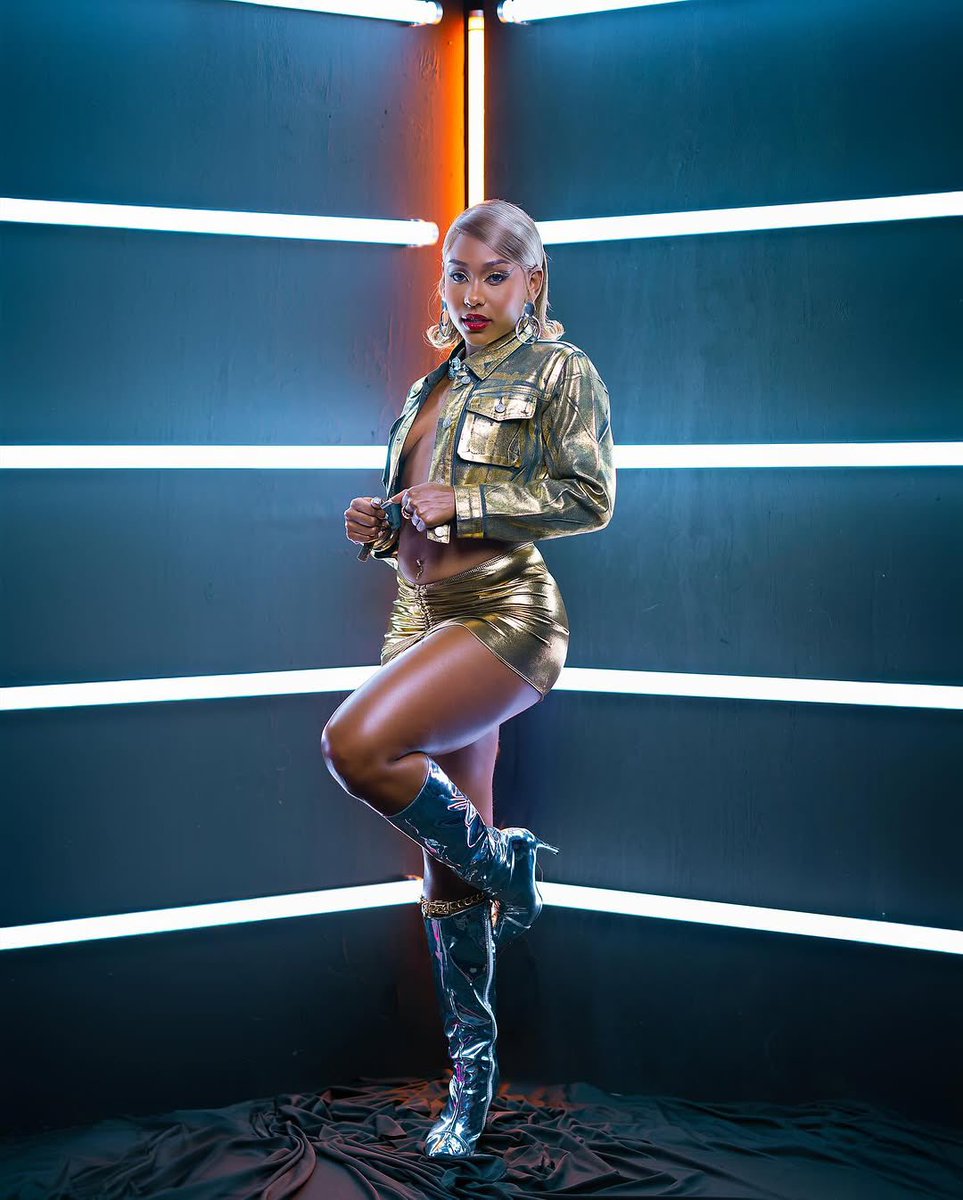Sokah Origins Music Festival 
Date -January 5th 💋💋
Time -5pm-11pm
Location - Brain Lara Cricket Academy 
Tickets - islandetickets.com/event/BADSokah…
Who will be performing - Everybody!!!!