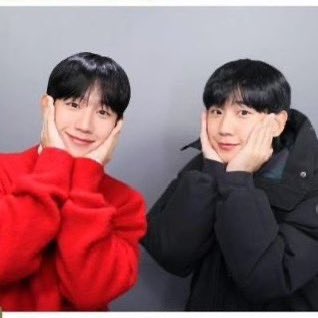 네 거기 경찰서죠?
여기 포토이즘에 얼딩이 혼자 있어서요
  ㄴ네 확인하겠습니다
  ㄴ확인 결과 정해인입니다