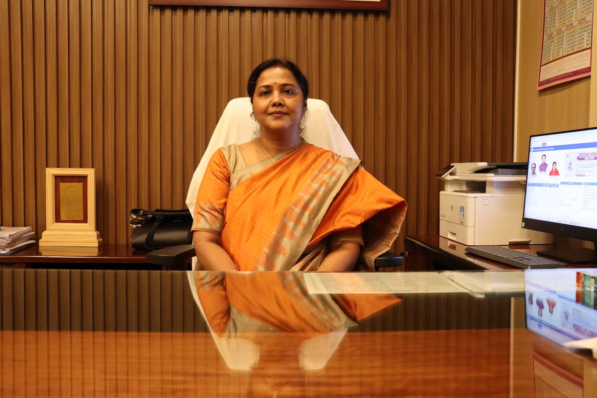 OAVS_Official's tweet photo. Ms. Mrs Smita Rout, IAS joined as State Project Director, Odisha Adarsha Vidyalaya Sangathan (OAVS) on dated 30-11-2024 Afternoon. A warm welcome to Respected SPD Madam on behalf of OAVS Family. https://t.co/1ktMG2Hx4k