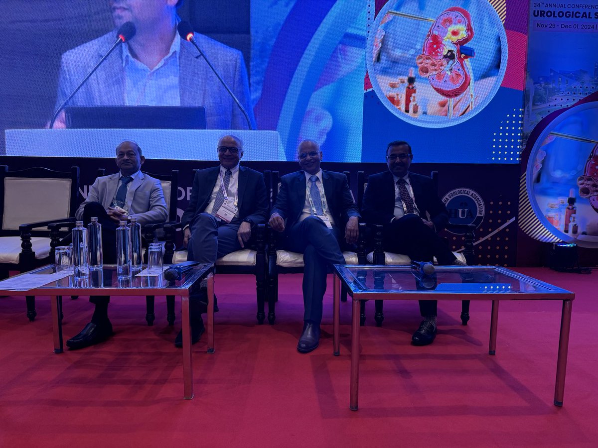 Feeling blessed while in a panel discussion with star ⭐️ of urology Dr N P gupta sir / Dr Madhu sir / Dr Rajesh sir my examiner / Dr Anil sir and then me 
How the time has changed so thankful to God 🙏