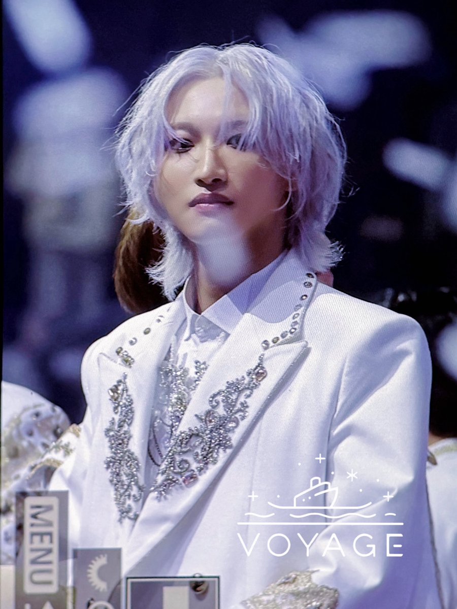 241130

#에이티즈 #ATEEZ #성화 #SEONGHWA