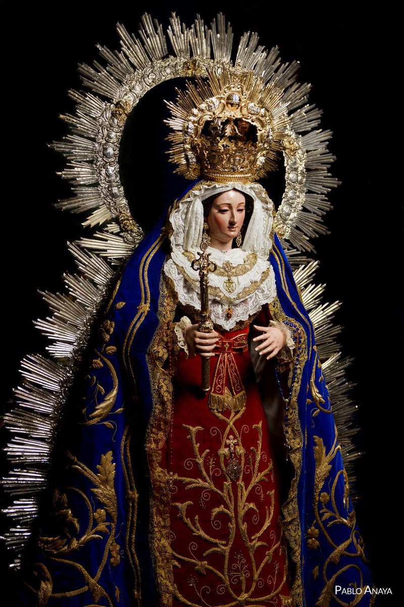 AsSocorroUtrera's tweet photo. BESAMANOS | Con motivo del @congreso ihpp durante hoy sábado 30 de noviembre y mañana 1 de diciembre, la Stma. Virgen del Socorro está expuesta en devoto besamanos, supliendo de esta manera el del día 8 de diciembre, fecha en la que acompañaremos a la querida @ConsolacionHdad https://t.co/OPCkxLW7JW