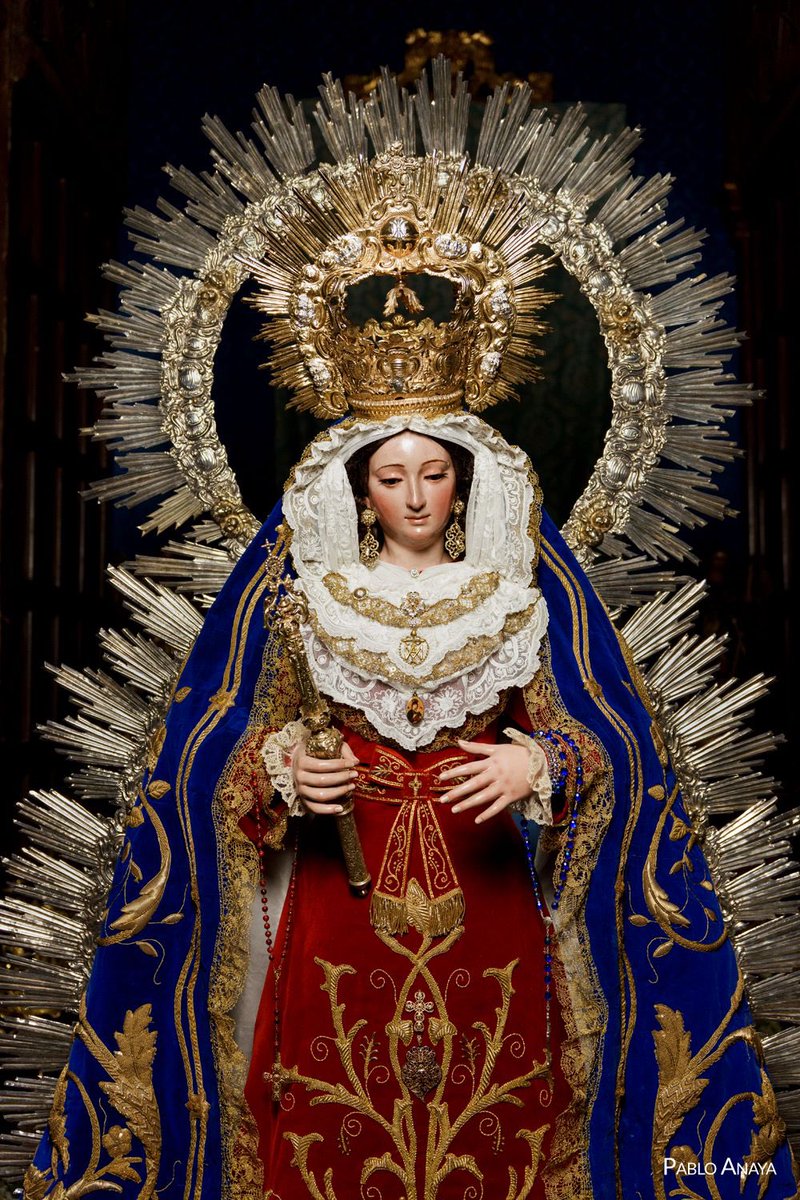 BESAMANOS | Con motivo del <a href="/congreso/">congreso</a> ihpp durante hoy sábado 30 de noviembre y mañana 1 de diciembre, la Stma. Virgen del Socorro está expuesta en devoto besamanos, supliendo de esta manera el del día 8 de diciembre, fecha en la que acompañaremos a la querida <a href="/ConsolacionHdad/">Hdad. Consolación Utrera</a>