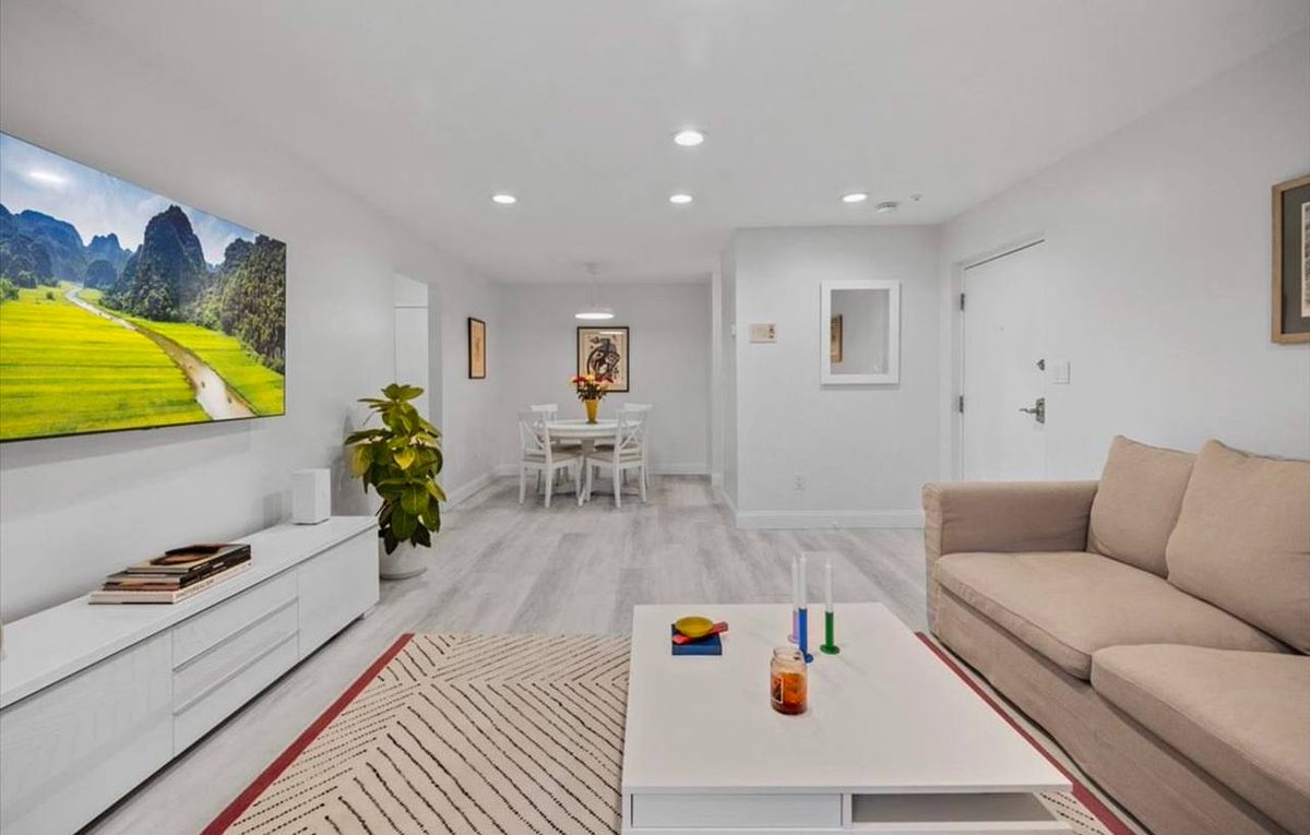 The Home Base You Didn’t Know You Needed

Picture this: after a long day, stepping into a space that feels just right.

Sound like your kind of place? 

Click the link in our profile to see more and find your new home away from home.