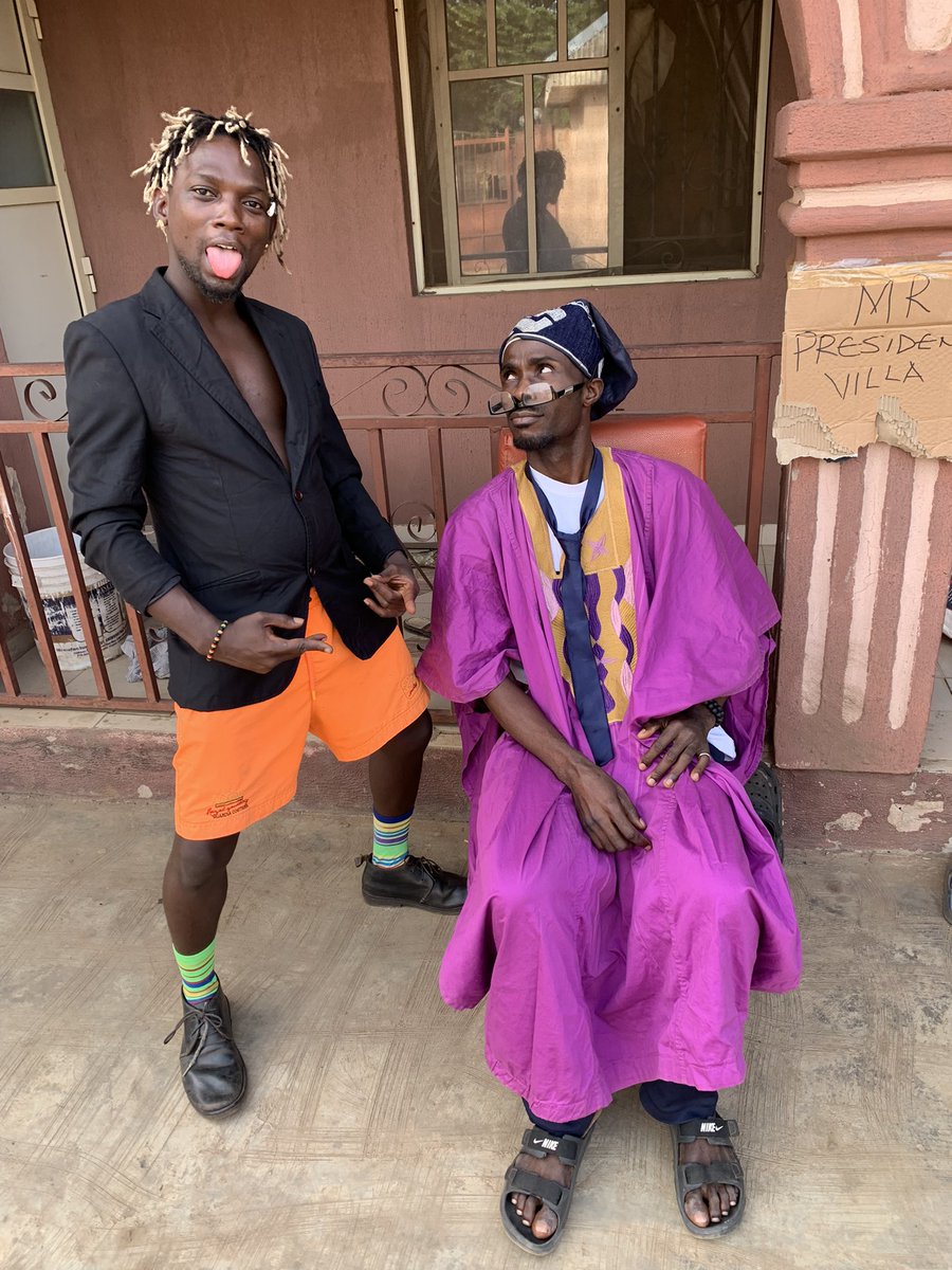 GudooOnlinetv's tweet photo. Olamide Gudoo don come back on set! π¬ Make una watch out for this entertaining series from @blf_studios wey dem dey call 'President and His Adviser.' No go miss am o! π₯
#OlamideGudoo #BLFStudios https://t.co/BvRiD7nJ47