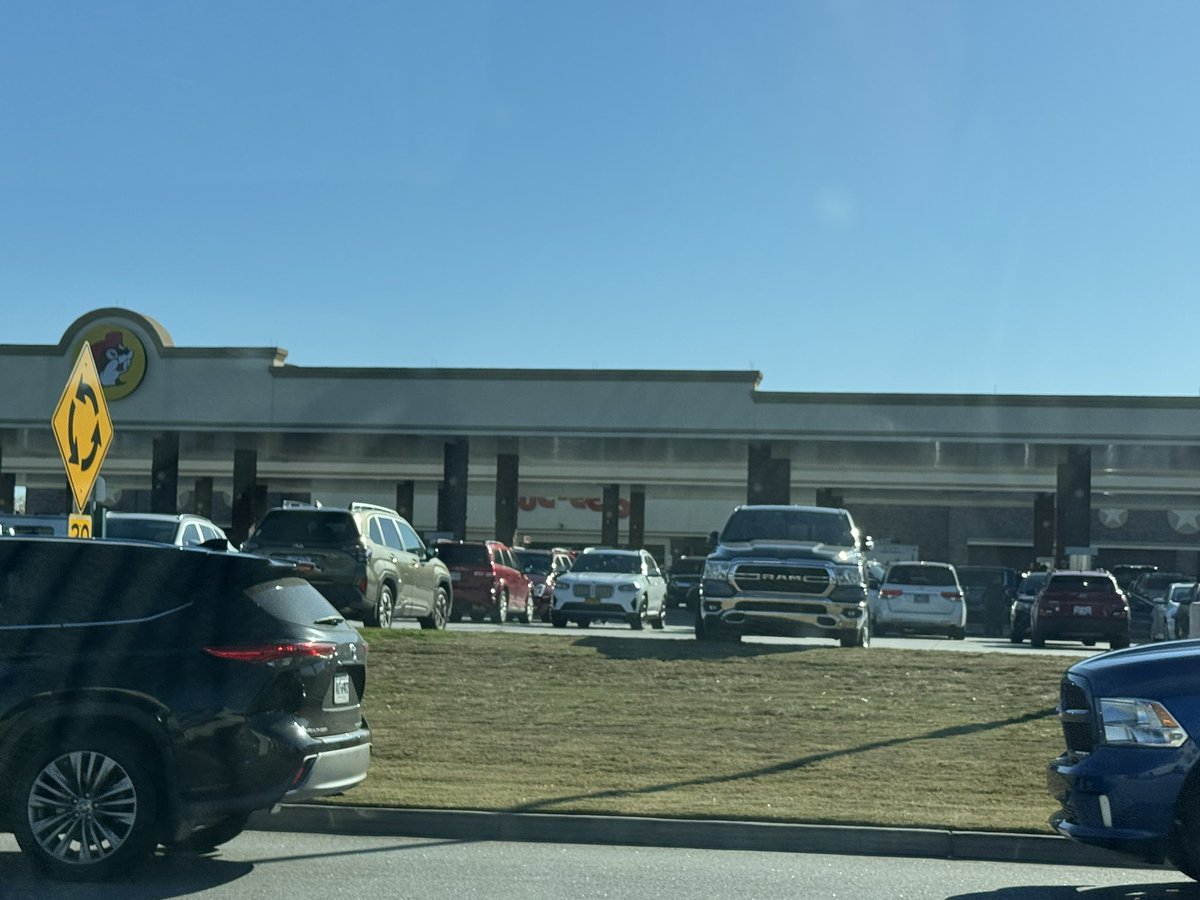 AngelKJacksonPR's tweet photo. Looking to add an extra hour to your holiday travels? Stop by Buccees in Florence, SC. That will do the trick! https://t.co/TgVaxrIhg4