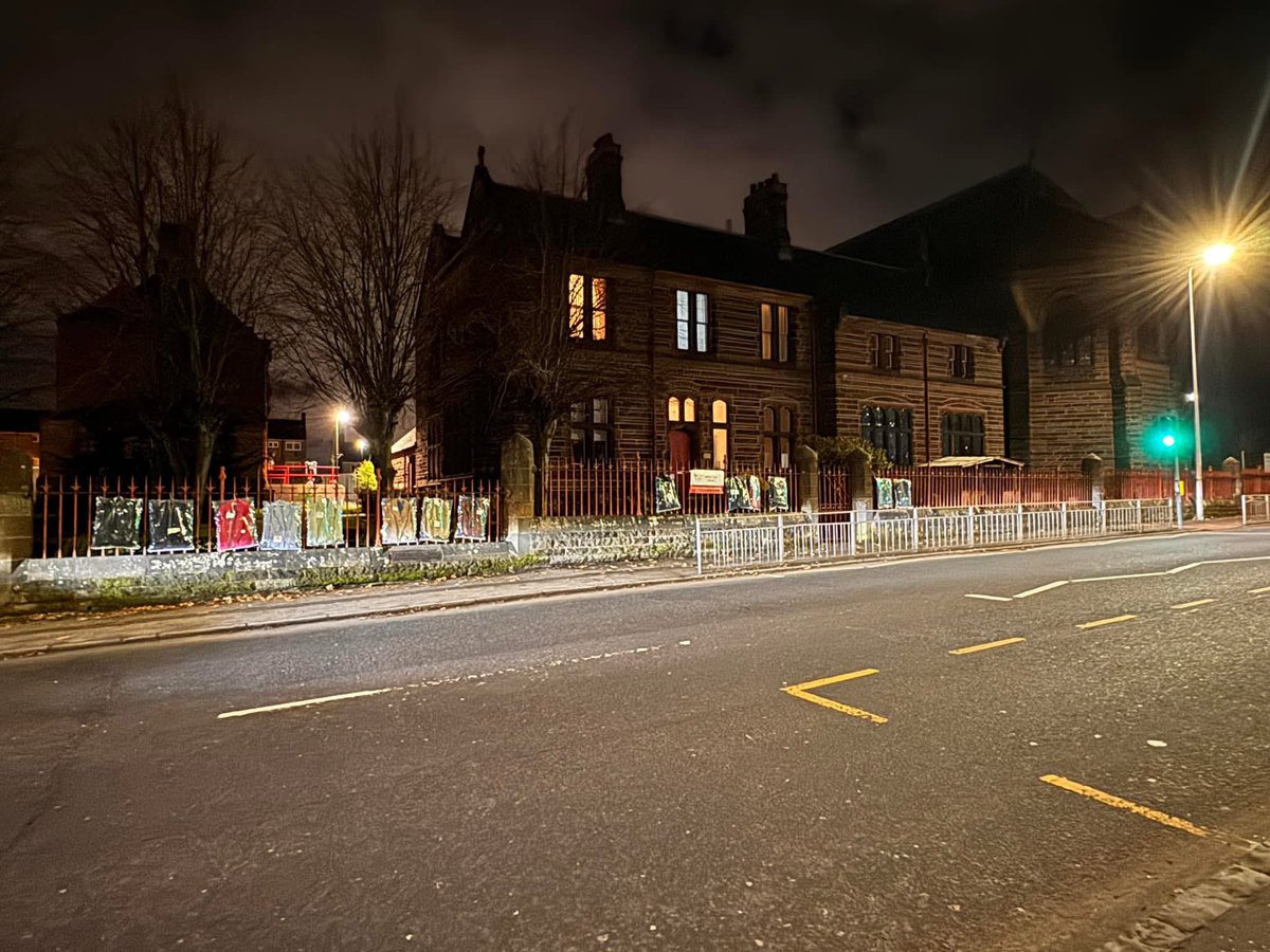 StAugsOutreach's tweet image. For anyone who requires a winter coat/jacket, please visit the front railings of St. Augustine's Church, Coatbridge this weekend. 

Each coat is labelled with a size and is free to take for anyone who needs a warm winter coat. Please only take what you need.