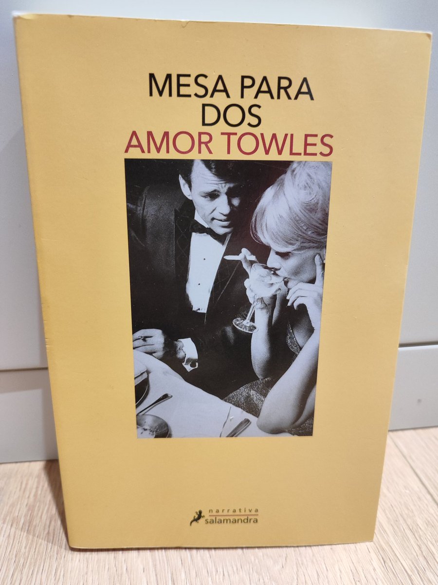 'Mesa para dos'. Otra oportunidad para degustar la elegante y cautivadora escritura de <a href="/amortowles/">amor towles</a>. No es tan redondo como 'Un caballero en Moscú' o 'Autopista Lincoln', pero, sin duda, merece la pena.