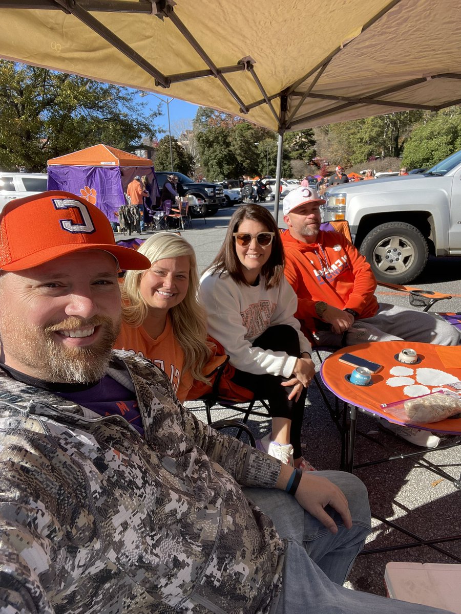 Scoggs9's tweet photo. Let’s go Tigers!!
#ALLIN 
#Clemson
#GameDay https://t.co/fiyZnQwDSa