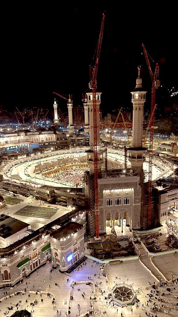 الحمدلله على تمام العمرة ، اللّهم تقبّل منا ولا تترك لنا دعاء إلا وقد أجبته ، ولا ذنبًا إلا غفرته ، اللهم أجعلها عمرةٌ مقبولة وسعيًا مشكورًا وذنبًا مغفورًا و دعاءً مستجابًا .