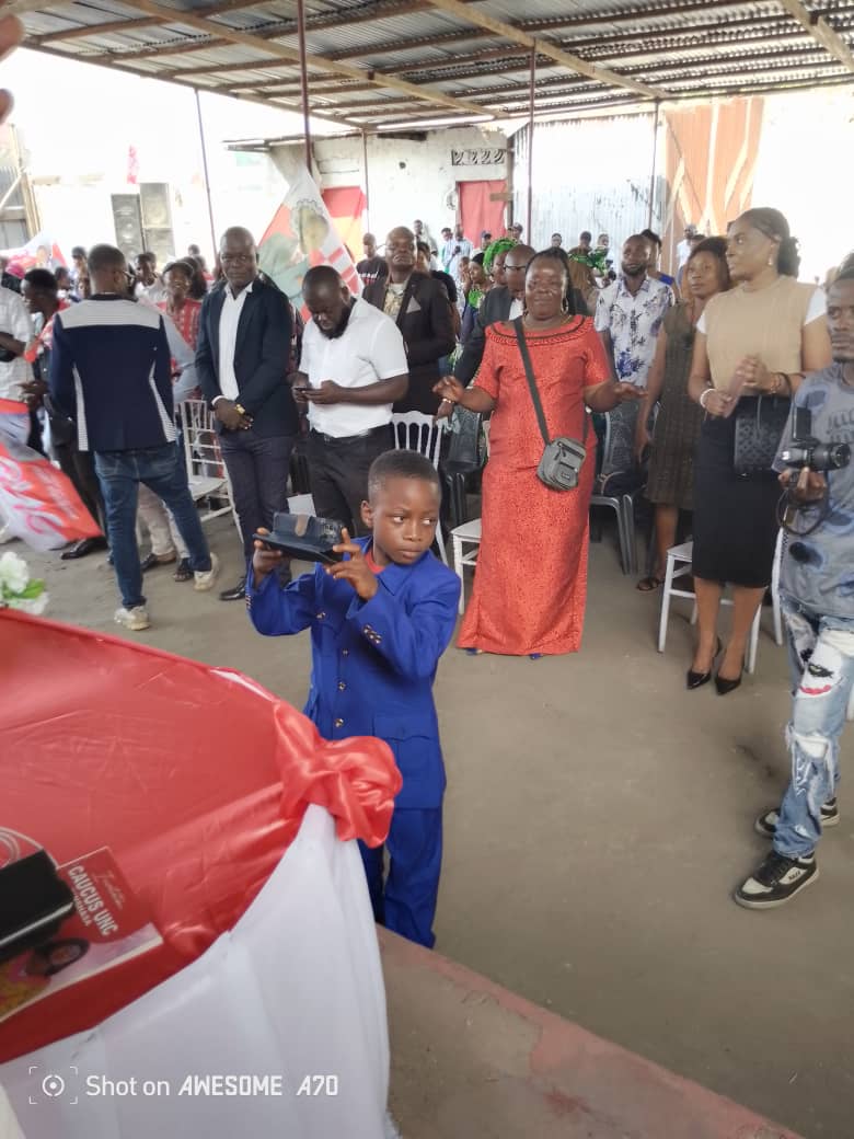 #UNC caucus ville province de Kinshasa avec son coordonnatrice Maître Nana londala,il sont Organiser une grande événement ce samedi 30 novembre 2024 a l'inter fédéral de Kasaï vubu félicitations à l'équipe dirigeante