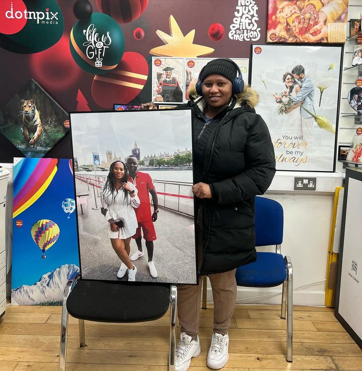 dnpMedia's tweet image. Don&apos;t settle for small frames that don&apos;t fit your face shape. Upgrade to our big size frames for a comfortable and stylish fit. #FrameGameStrong #BigAndBold 

#DotnpixPrints #A1Masterpiece #PrintedWithPassion&quot;
#Dotnpix_Media_Ltd.