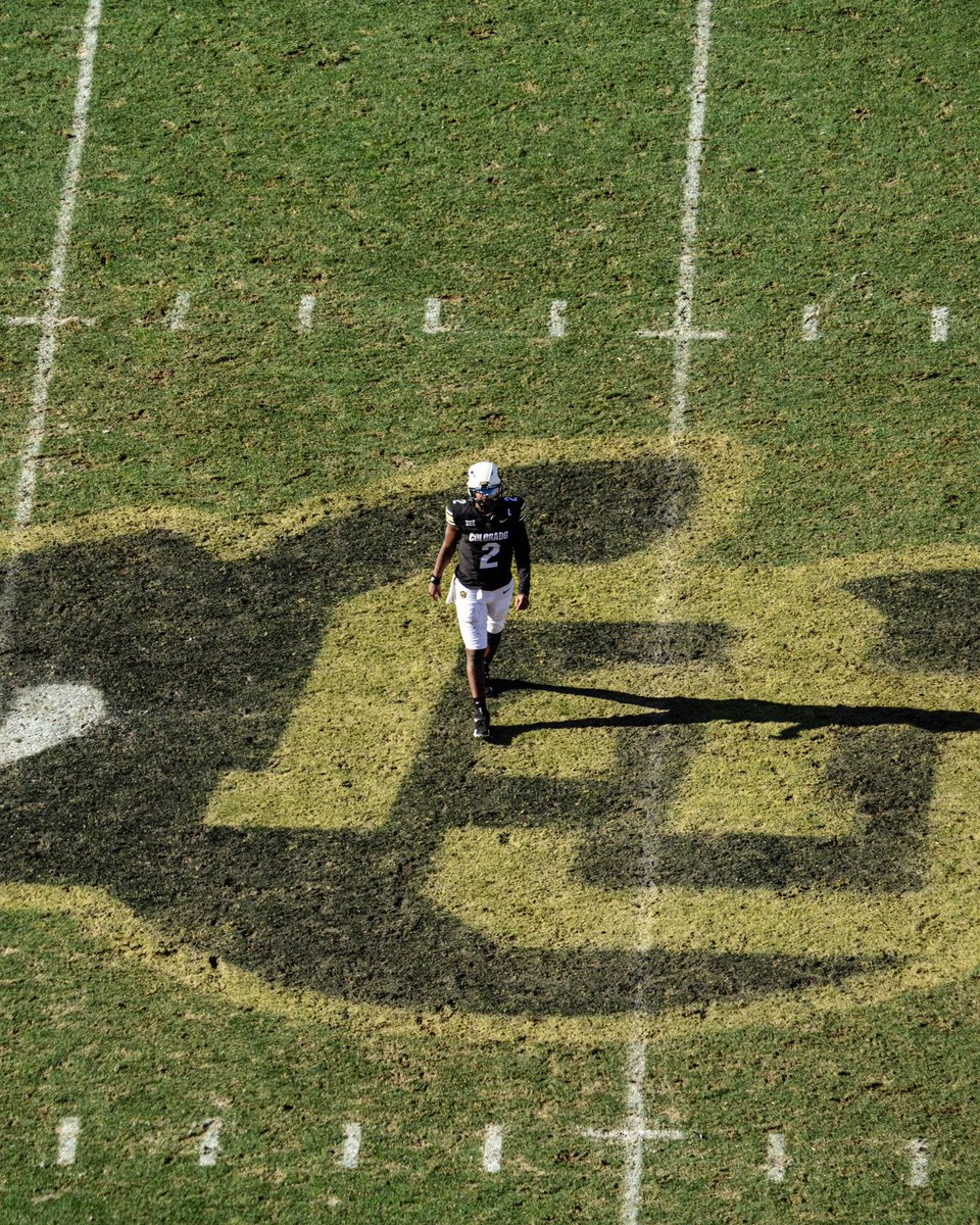 Colorado Buffaloes Football (@cubuffsfootball) on Twitter photo 2️⃣ left his mark
Shedeur Sanders finishes the regular season as Colorado Football’s all-time single-season passing leader with 3,926 yards
<a href="/ShedeurSanders/">Shedeur Sanders</a> x #LEGENDARY 2️⃣ left his mark
Shedeur Sanders finishes the regular season as Colorado Football’s all-time single-season passing leader with 3,926 yards
<a href="/ShedeurSanders/">Shedeur Sanders</a> x #LEGENDARY