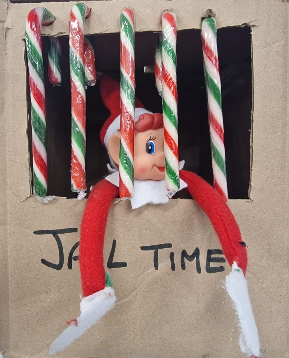 Poundstretcher1's tweet image. I’m an elf, get me out of here! #elfontheshelf #mischiefmaker #poundstretcher