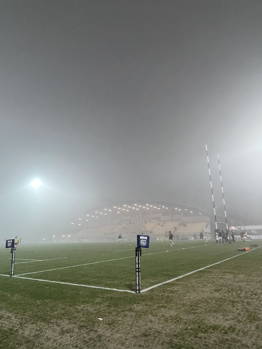 dontruckingknow's tweet photo. Bit foggy in Parma innit #ZEBvOSP #URC https://t.co/PHkzDqGREP