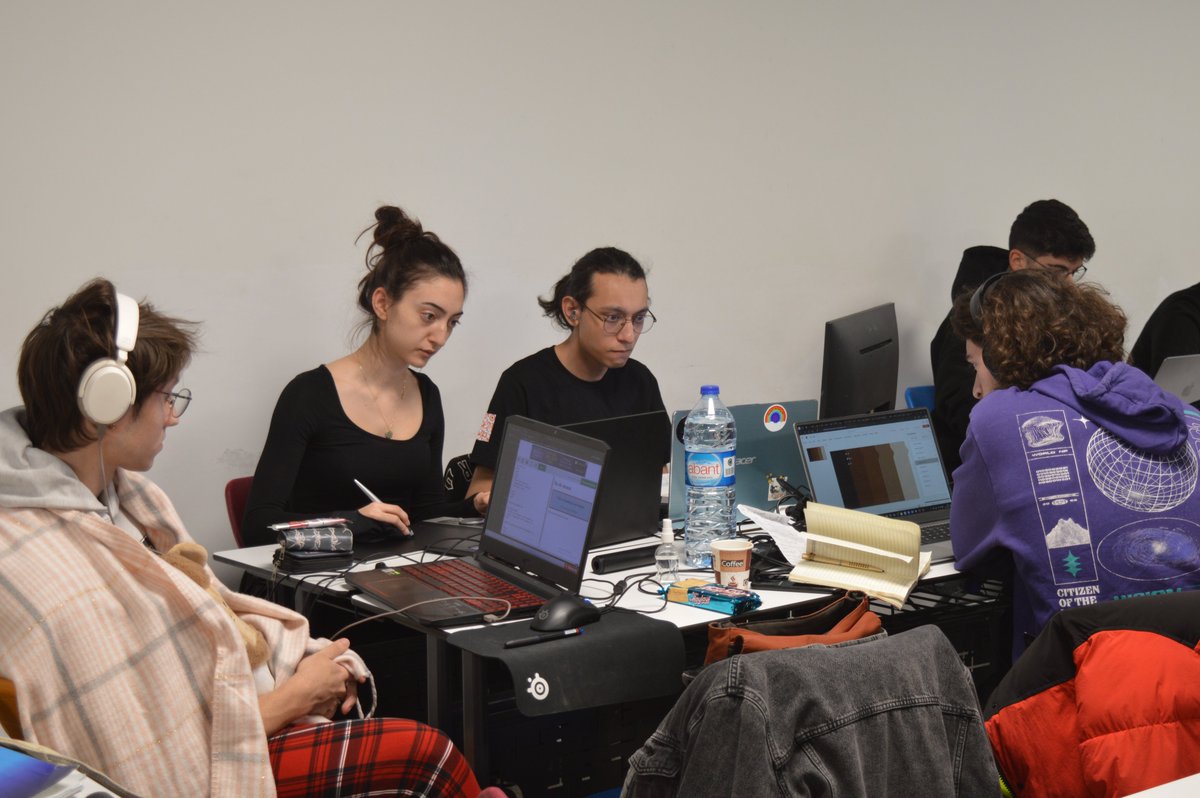 Software Club | Ostim Solana Hackathon tweet media