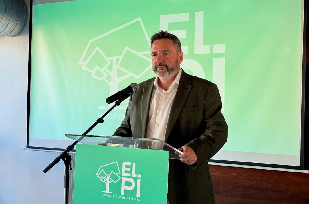 Tgili's tweet photo. Moltes gràcies pel suport rebut en aquest Congrés on he estat reelegit President de @ElPi_IB amb més del 96% de suports i on hem aprovat les ponències amb el 100% de vots a favor.
Agraïr també a tot l'equip, més de 100 persones, que m'acompanyen en aquest camí.
A per totes!!! https://t.co/GRBNX079dl