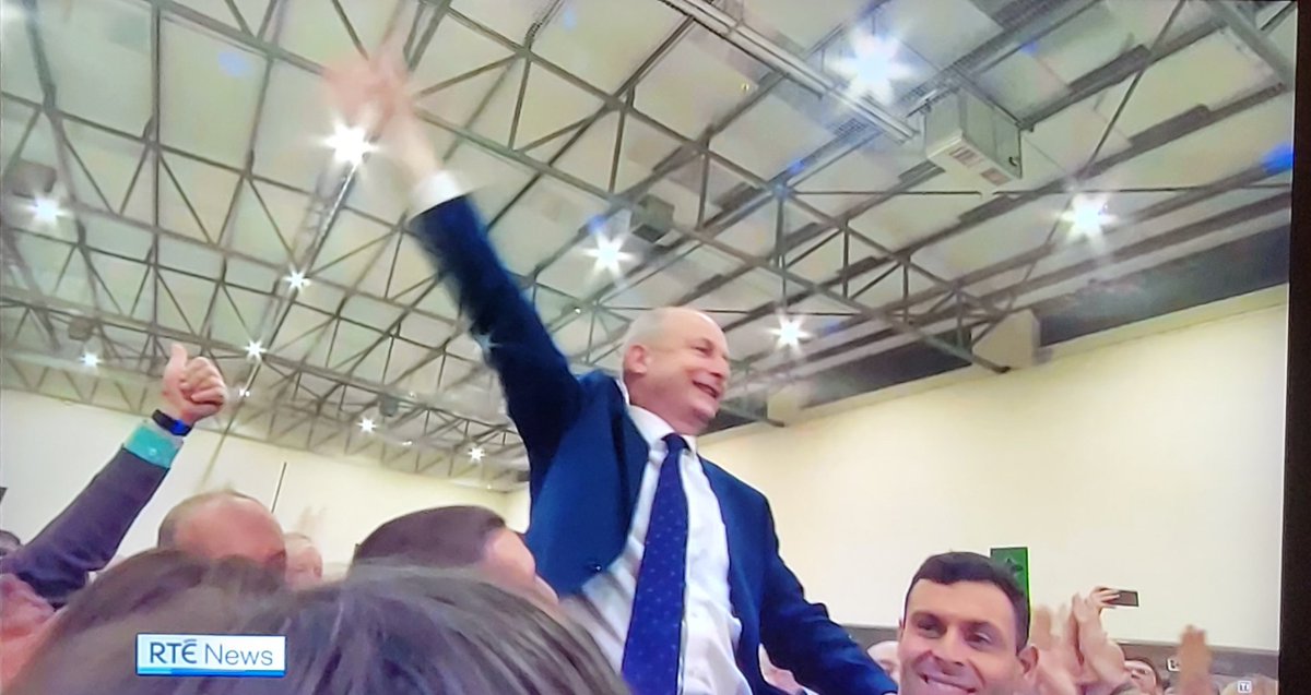 PadZer_eire's tweet image. #GeneralElection2024   14,000 West Brits in Cork put this prick back on the payroll....🙄🤬