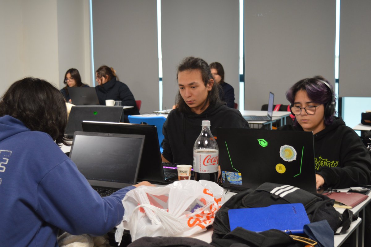 Software Club | Ostim Solana Hackathon tweet media