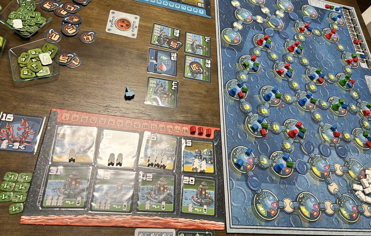 電力会社アウトポスト 電力会社の亜種 最初の火花よりもプレイ感は完全に電力会社 電力会社より辛いし難しくない！？  発電所保持するために場所確保しないといけないし、唯一の資源的なやつは囲い込まれて市場に出なくなるし… 二人プレイで存在するNPCが邪魔過ぎて ...