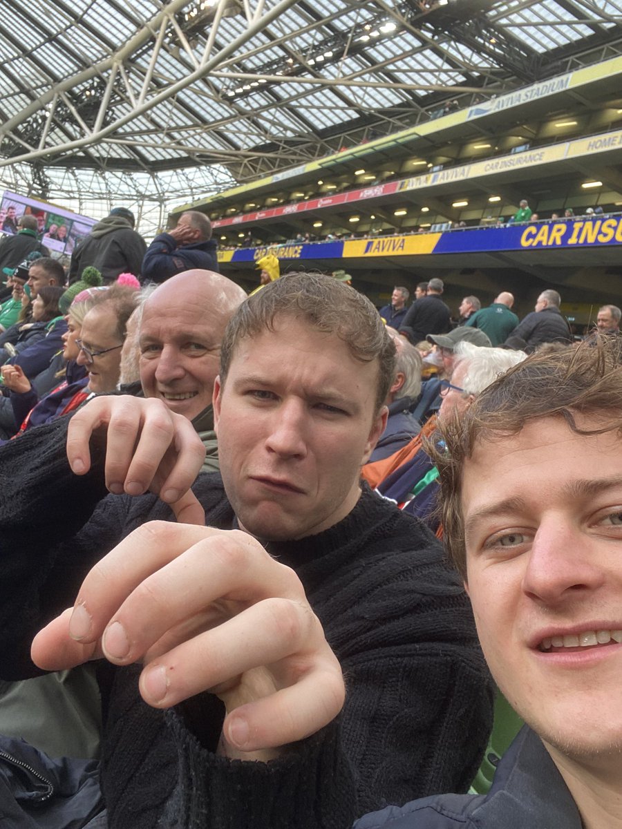 cormaclong1's tweet photo. #shouldertoshoulder https://t.co/0K7Mo7TtHr