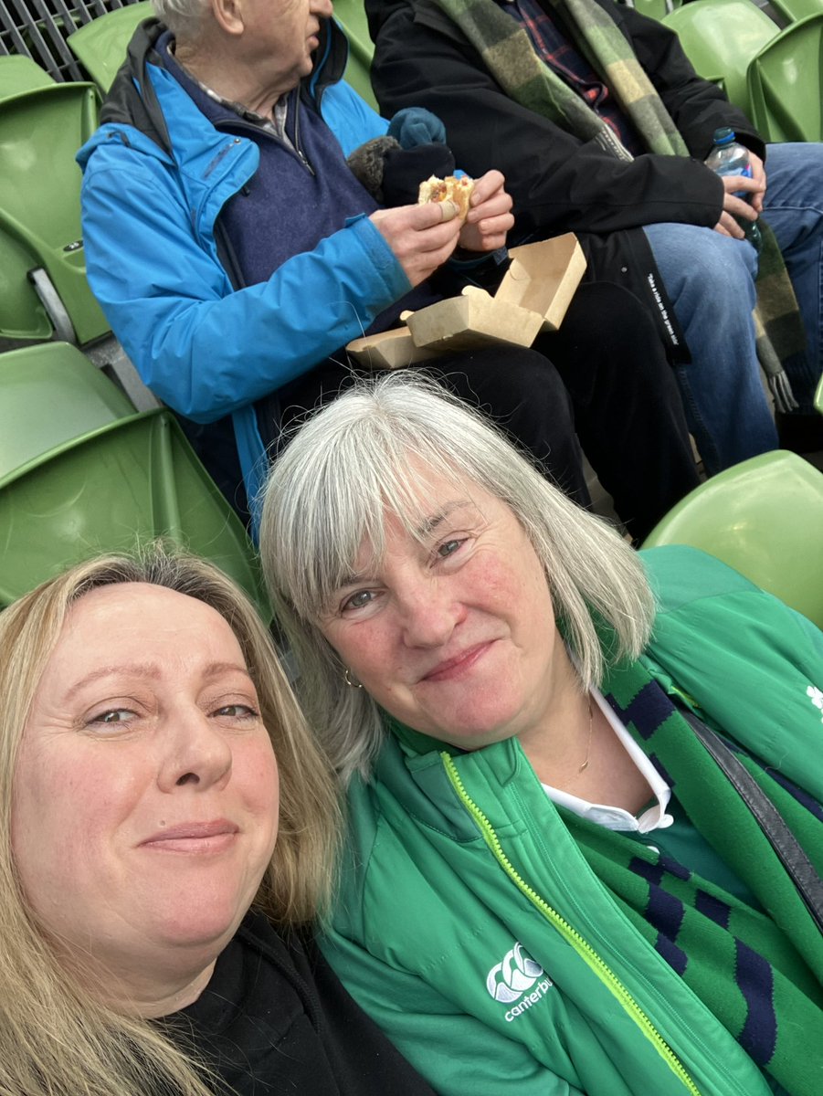 #shouldertoshoulder <a href="/IrishRugby/">Irish Rugby</a>