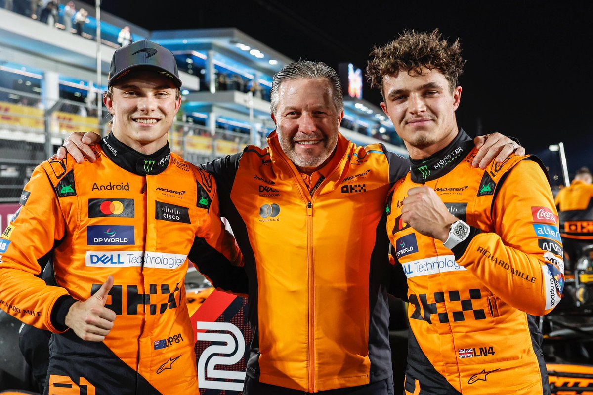 1-2 in the #F1Sprint! Classy move from Lando to return the favour and give Oscar the Sprint win! 👏 Excellent teamwork throughout to hold off Russell too. We're showing great pace ahead of Quali. Let's keep it up! 👊 #QatarGP
