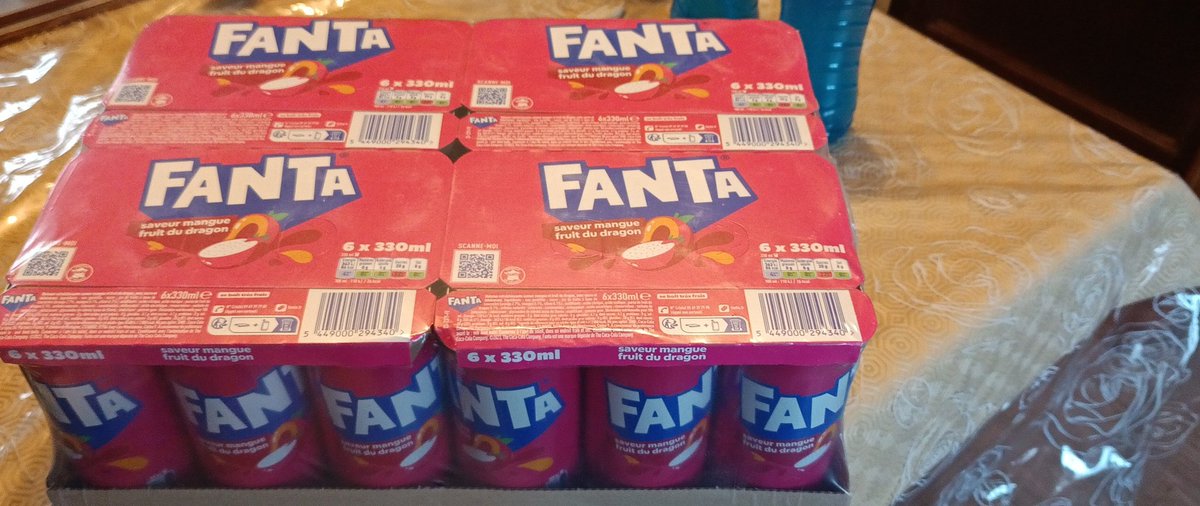 Shimoritsu's tweet photo. @CocaCola @cocacolafr juste la meilleur dinguerie de ces dernières années en terme de boisson 😋 #Fanta https://t.co/llezTBMTEa