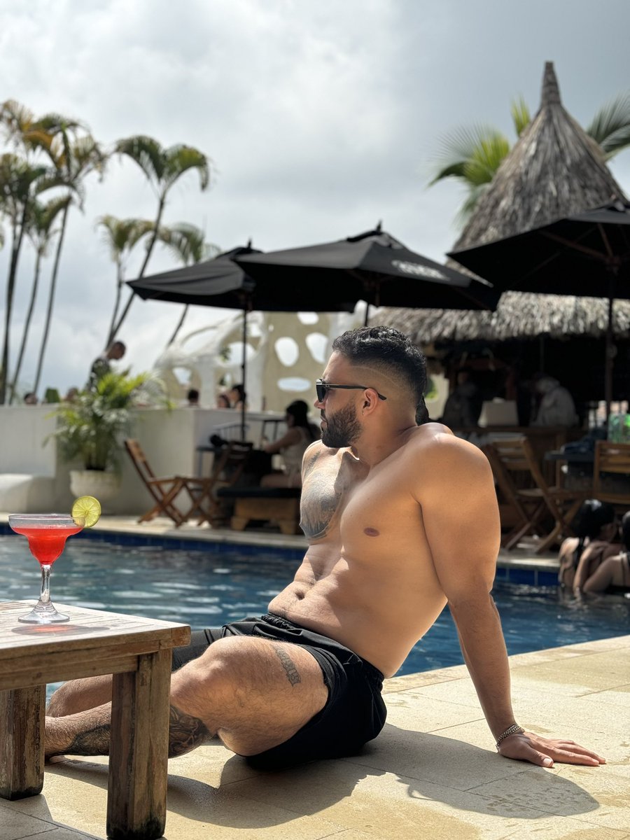 Tivenfit's tweet photo. 🌊🌴🏨🌴.. https://t.co/2KDJSLH5pX