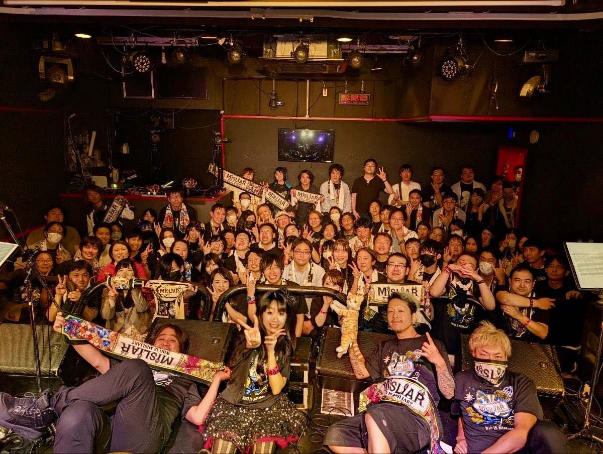 asriel_koko's tweet image. (・ω・*)無事帰宅しました✨
DAY2完走いたしました、今日来てくださった皆様も、そしてツイキャス📷配信観てくださったみなさまもありがとうございましたっ！✨

たくさんの沢山の応援、
本当に嬉しかったです！🌟またやるときはまた愛に来てねーっ大好きよー✨❤︎