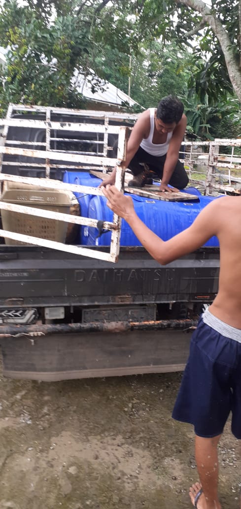 Kamis(21/11)Wasahla, S.Pi Luhkan Kab.Banyuasin, Pokdakan Tunas Makmur Desa Sungai Gerong Panen Ikan Patin Sebanyak 200 kg dg harga Rp. 15.500/kg dg luasan kolam tanah 10×25m2.
#GiatLuhkanBRPPUPPPalembang
#luhlapor
#panen
#banyuasin
<a href="/bppsdm_brppupp/">BRPPUPP Palembang</a>