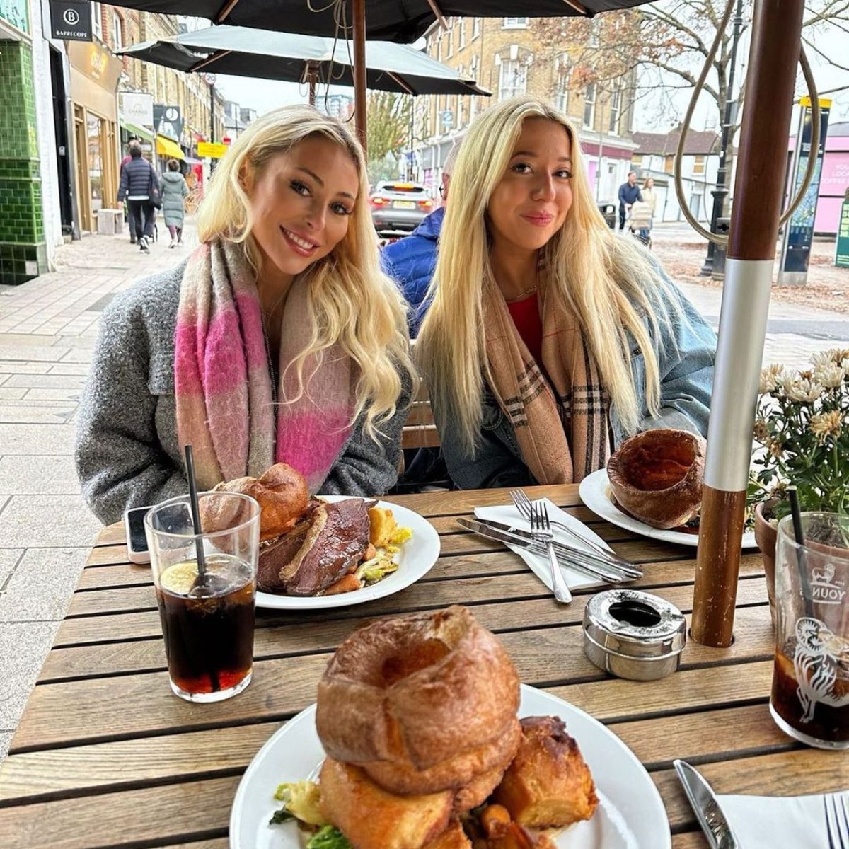 Young's Pubs tweet media