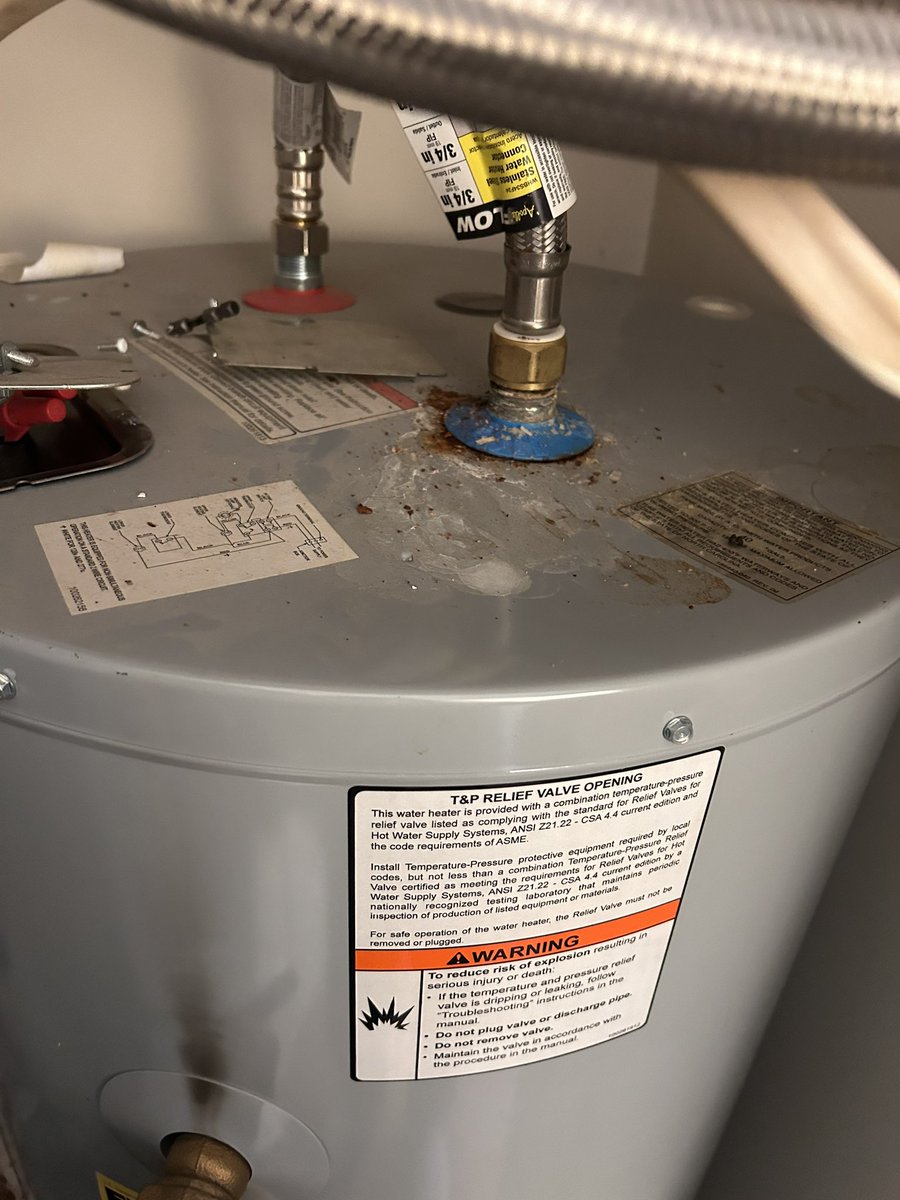 KGIRLGrounds's tweet photo. Shout out to my rental company. No hot water for 4 days, it got down to 22 last night. OH and they almost burned me alive for the past 4 years since someone didn’t put the water heater lid on correctly. And yet my rent has gone up every year 🥰💓 https://t.co/SfdMJJL5vj