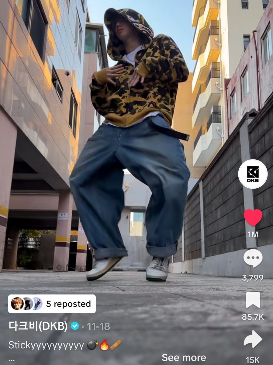 RIJUNE STICKY 1 MILLION LIKES