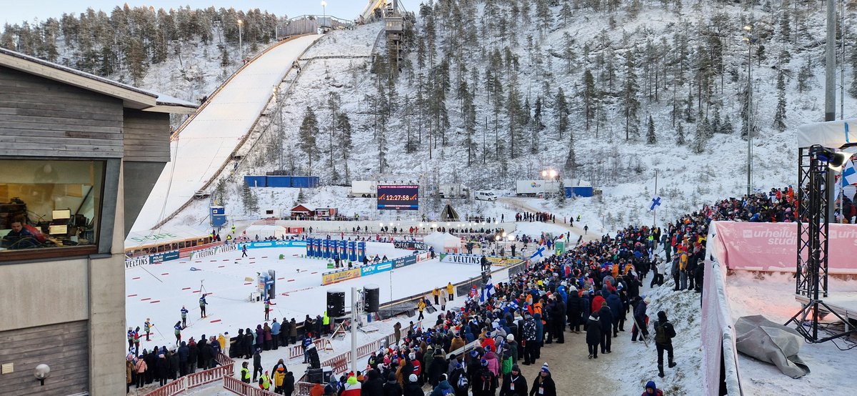 #rukanordic Mahtava fiilis, hiihto(kin) on parasta livenä.