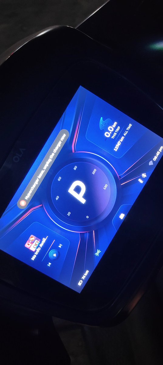 SiddeshMhatre's tweet image. Why have you even bothered to put Hypercharges when you can&apos;t maintain them, none of the charger is in working condition some people come in difficult situation because of such poor infra by @OlaElectric @bhash 
#serviceissue @htTweets @TimesNow @NavbharatTimes 
#repost