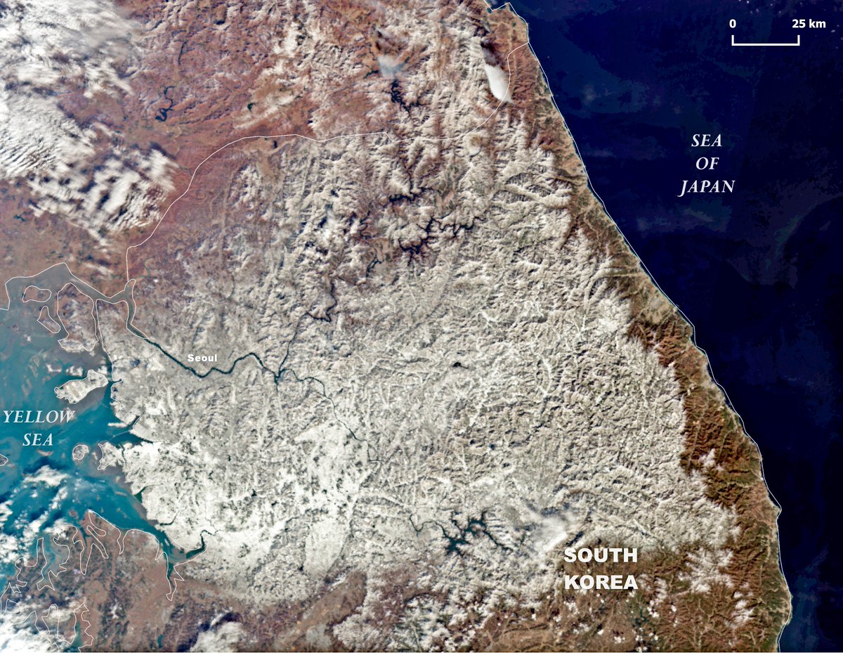 🔵⚠️🌨️❄️🧊🇰🇷In the last few days #SouthKorea has been affected by the heaviest #snowfall for November, especially for #Seoul, with 20cm of #snow :the record since the monitoring began, in 1907. ⬇️In the #Sentinel3 📸on Nov.29 the snow covers 30.000km2 from coast to coast #weather