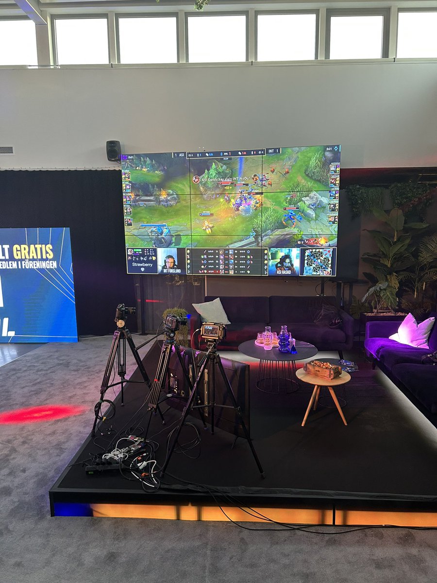 Lauhx3's tweet photo. #SOLS9 #SOLPlayoffs
Regem win đââïžđ https://t.co/7pZxw0ATCS