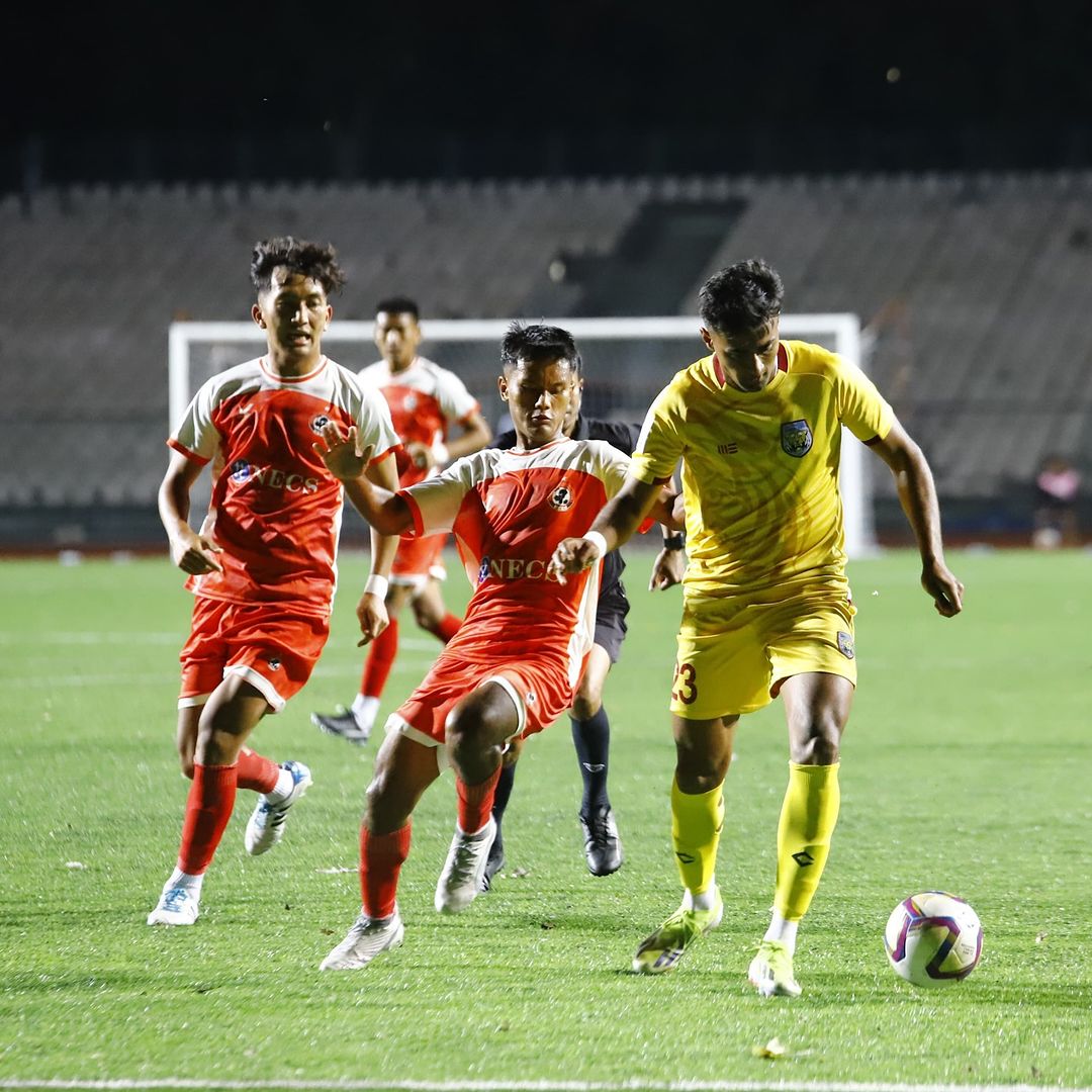 FootballBharati's tweet photo. Aizawl FC defeat debutants
SC Bengaluru by 2-0 in I League 🇮🇳
#IndianFootball #Ileague #AFCSCB #AizawlFc #SCBengaluru #ThePeoplesClub #WeAreAFC #GoldenTigers #FootballDeva https://t.co/yJe0929jPK