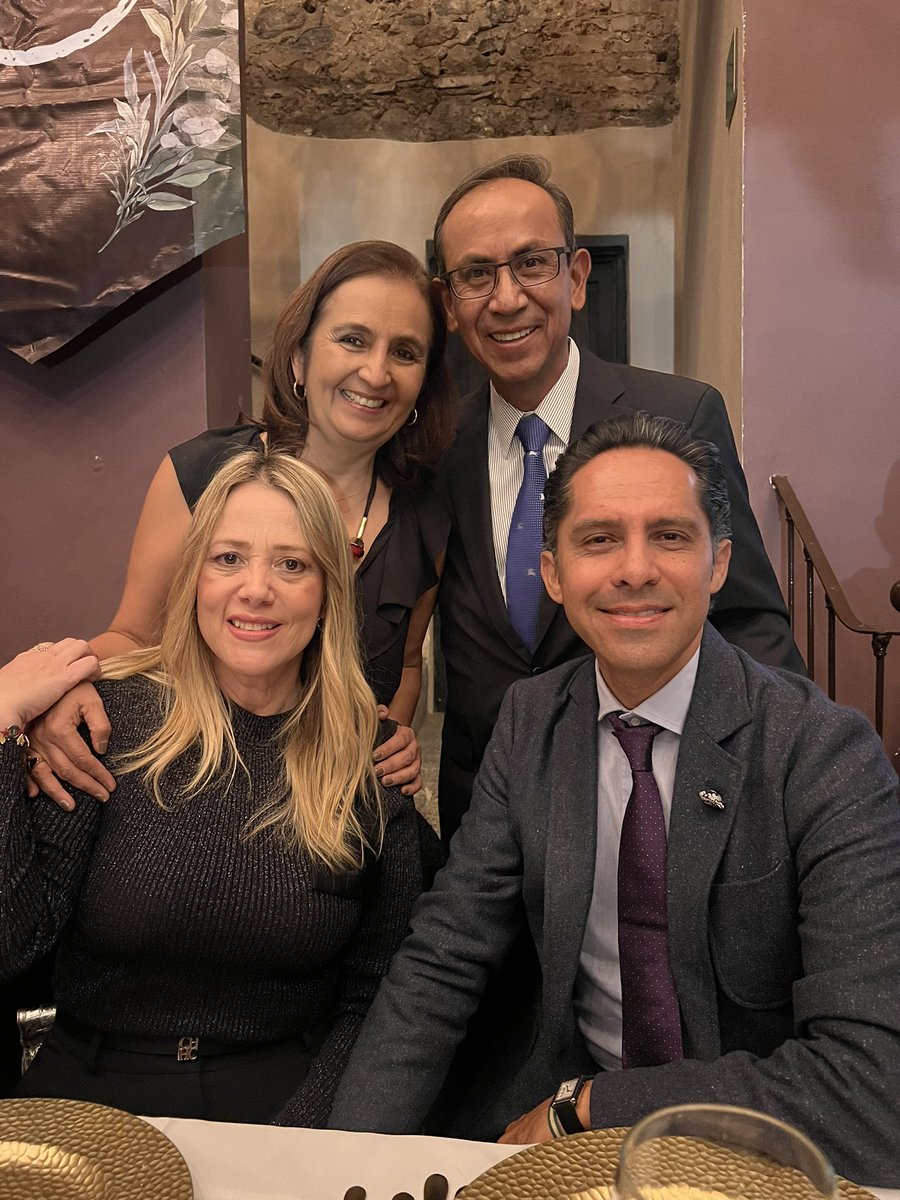 Felicidades <a href="/alqueria_de/">ALQUERIA DE CARRION</a> por recibir a <a href="/vatelclubmexico/">Vatel Club México</a> e impulsar a jóvenes estudiantes de gastronomía!
<a href="/rubencronicas/">RUBÉN HERNÁNDEZ</a>