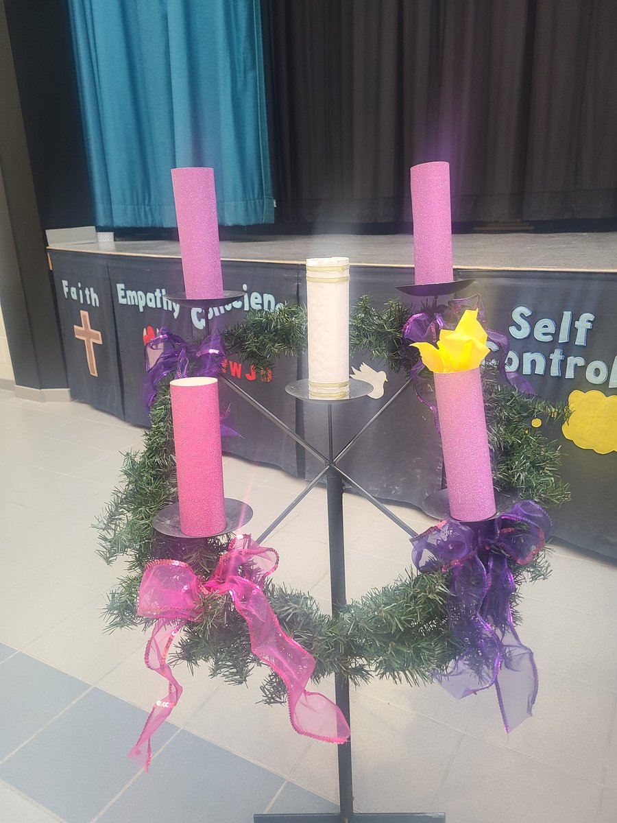 StPhilipDPCDSB's tweet photo. As we enter this season of #Advent, our staff gathered early this morning to prepare our hearts in 🙏🏾  💜💜. We reflected 
on what we are #Hopeful for our school community and world. #AdventTo  #Hopefulhearts #catholicTo #1stWeekofAdvent  @archtoronto  @DPCDSBSchools https://t.co/wlR8IIHkuZ