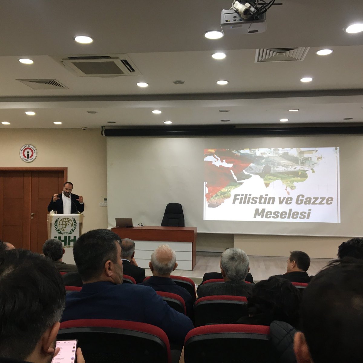 Filistin bizim neyimiz olur? İskenderun Teknik Üniversitesi (İSTE) Taha KILINÇ programındayız.Teşekkürler İSTE, İHH, Taha KILINÇ.