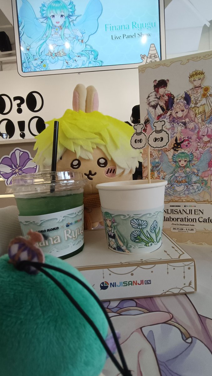 Xuan030103's tweet photo. 看小鱼了！
小猫咖喱饭好吃！
#NIJISANJI_EN #DokoKoko #DKKK #FinanaRyugu https://t.co/U2XP809JLQ