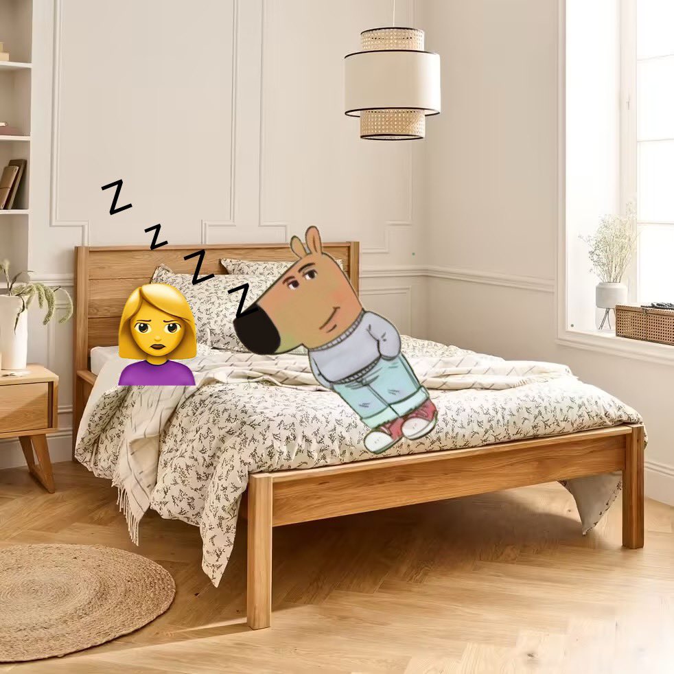 MbilimaJ's tweet photo. Ta meuf t’embrouille parce que tu dors trop, alors que t’es juste un mec chill qui aime profiter de son sommeil https://t.co/RBCmB7eaDx