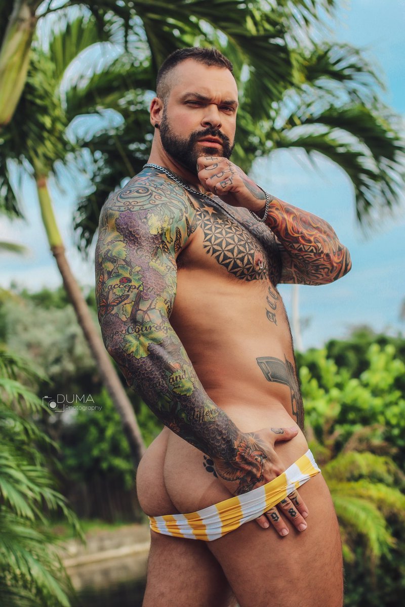 Who wants to pull these down?

RT if you do

50% discount still available