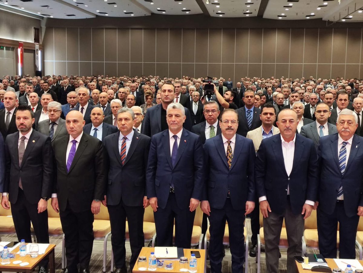 IIkidag's tweet image. 📍Antalya 
@ticaret Bakanımız Sn:@omerbolatTR geçmiş dönem @TC_Disisleri Sn:@MevlutCavusoglu Teskomb genel başkanımız @akgulkadir66 Halkbank genel müdürü Osman Arslan ve Kooperatif başkanlarının katılımıyla toplantımızı gerçekleştirdik. Esnaflarımıza hayırlı uğurlu olsun.