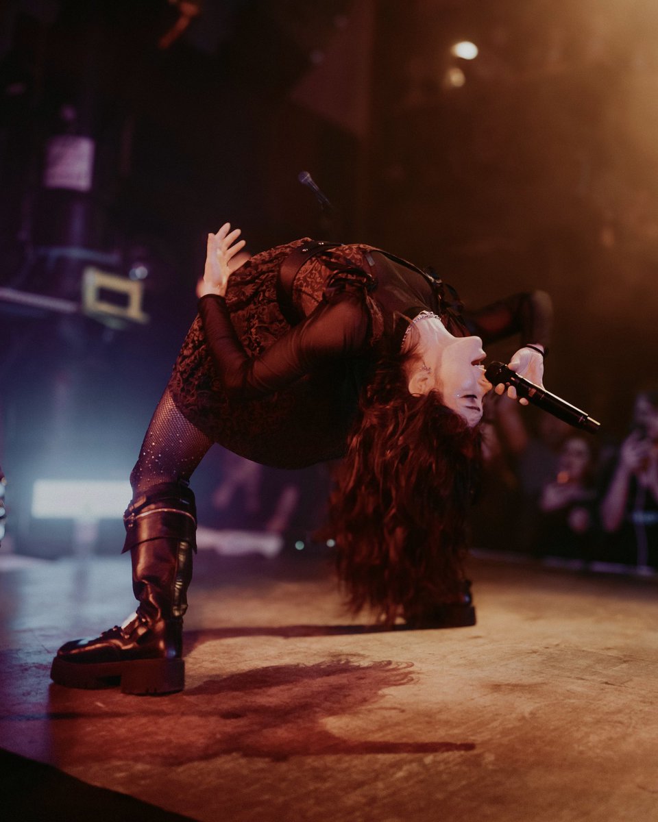 ChrissyCostanza's tweet photo. Love my Hamburglers, and love you Hamburg 🇩🇪 https://t.co/S0zO5QcAXJ