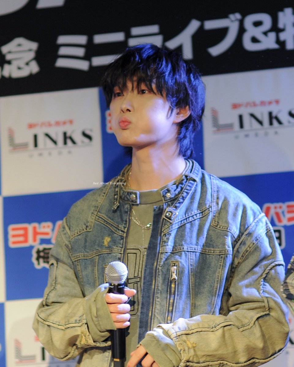 JAE_by_b's tweet photo. 241122 OMEGA X ‘To.’ in Osaka

#OMEGA_X #오메가엑스
#JAEHAN #재한
#To #愛の力

       •̑ʚ •̑                                  ૮• ·̫ • ა                
                                               ✧ •̀ ̫•́ ദ്ദി https://t.co/3GUugZfR40