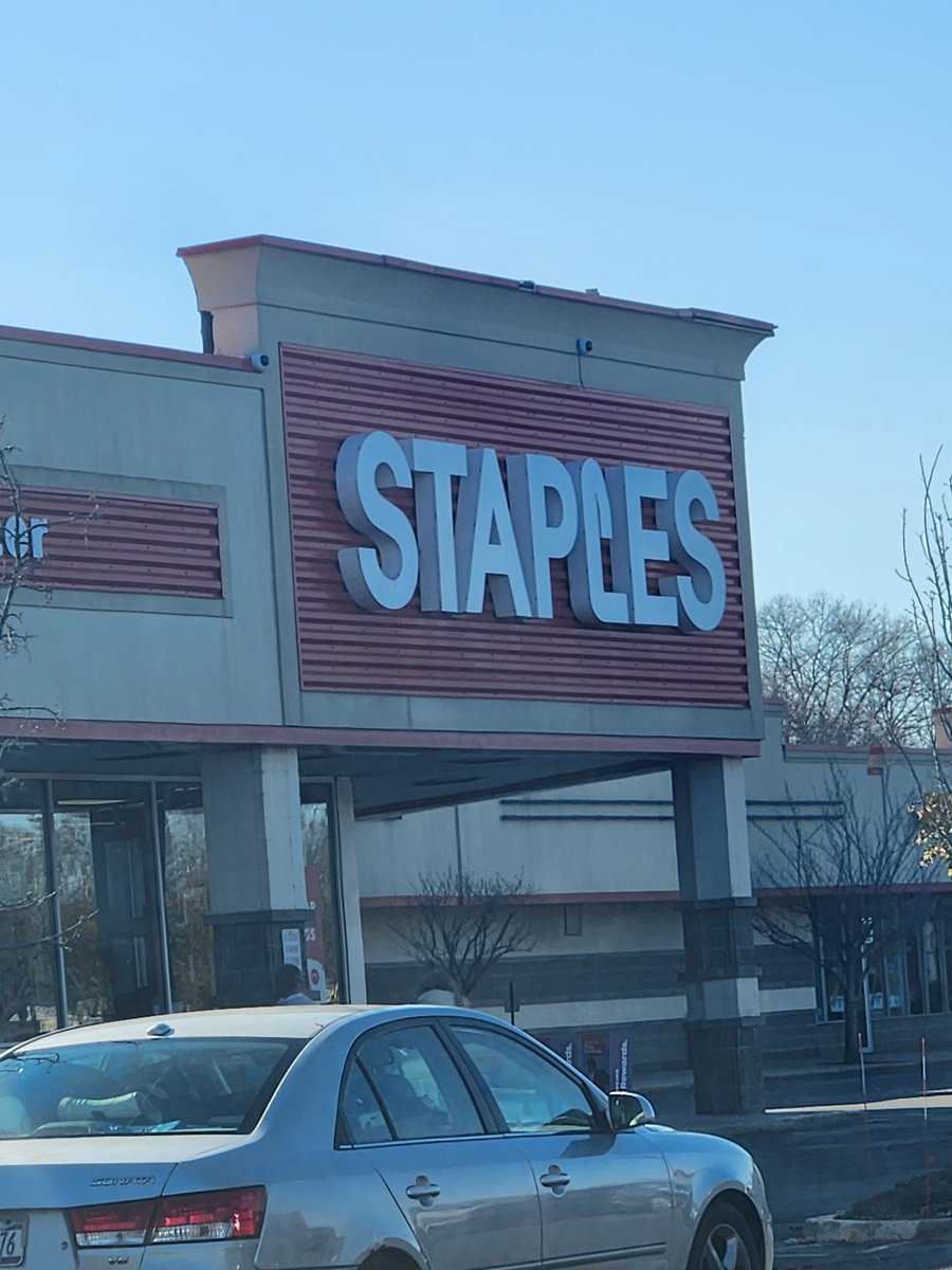 ItsJustRedNow's tweet image. Really need some go gurt, gonna check here first!! @adamraycomedy