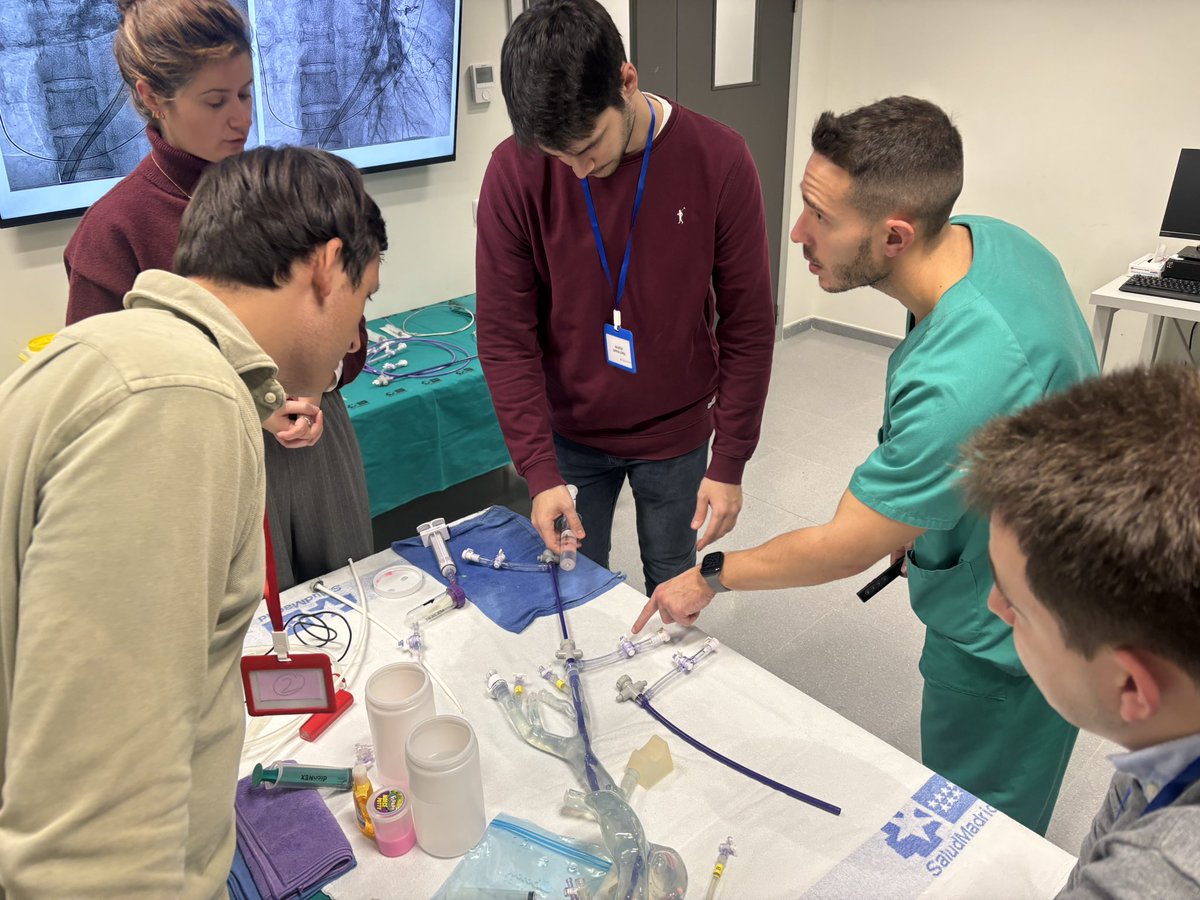 Cardiología La Paz (@cardiohulp) on Twitter photo 🫀 Muy contentos con la acogida del III curso Hands-on de ECMO y asistencias ventriculares desarrollado por el equipo de la UCAC junto a <a href="/OrganonEspana/">Organon España</a> y otros colaboradores
🔹Casos clínicos reales
🔹ECMO-VA
🔹Impella
🔹BCIAo
🔹MANTA
🔹Dispositivos de tromboaspiración pulmonar 🫀 Muy contentos con la acogida del III curso Hands-on de ECMO y asistencias ventriculares desarrollado por el equipo de la UCAC junto a <a href="/OrganonEspana/">Organon España</a> y otros colaboradores
🔹Casos clínicos reales
🔹ECMO-VA
🔹Impella
🔹BCIAo
🔹MANTA
🔹Dispositivos de tromboaspiración pulmonar